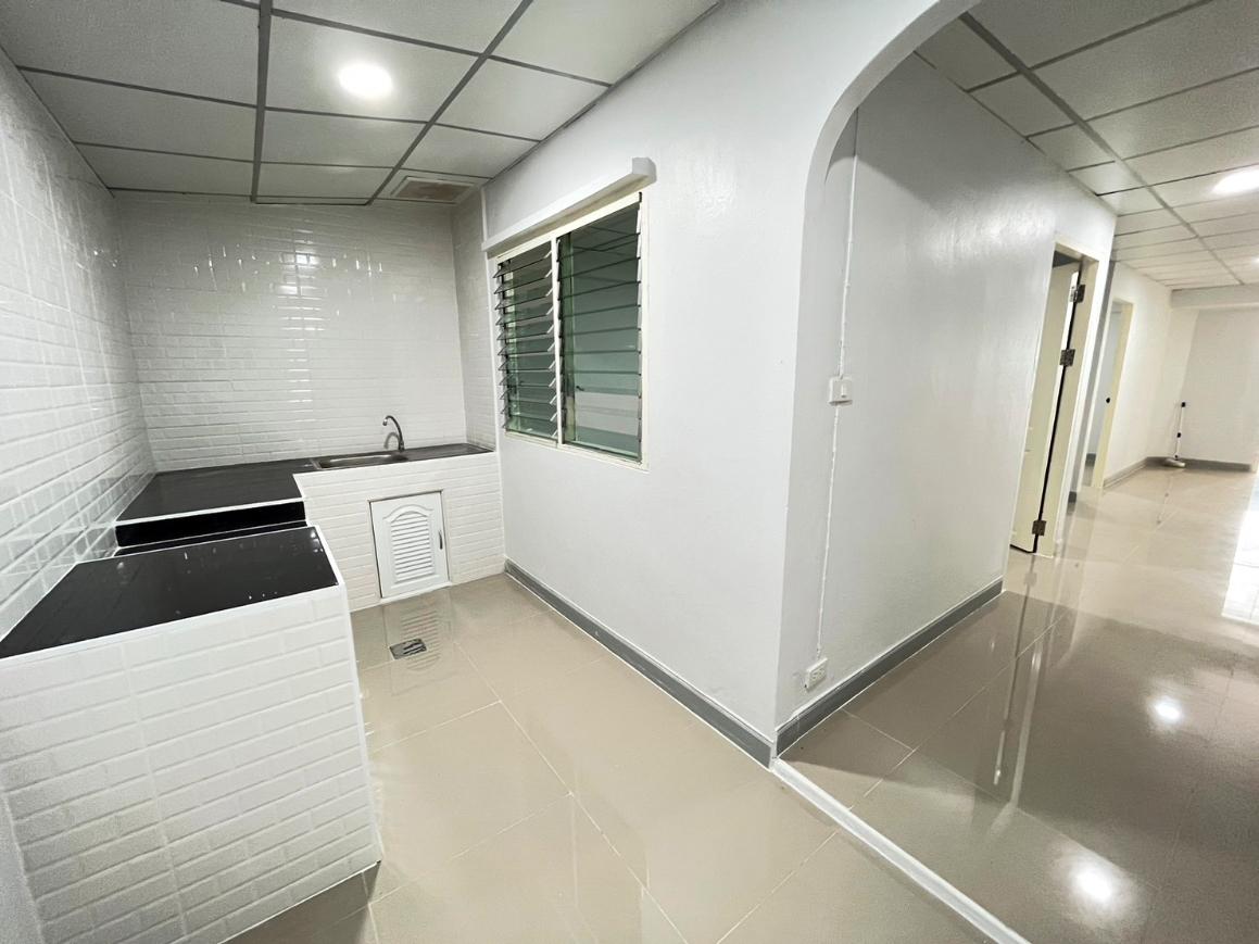 picture Townhouse for sale, Thanyapruek Khlong 7, Lam Phak Kut, Thanyaburi, Pathum Thani. - 12/14