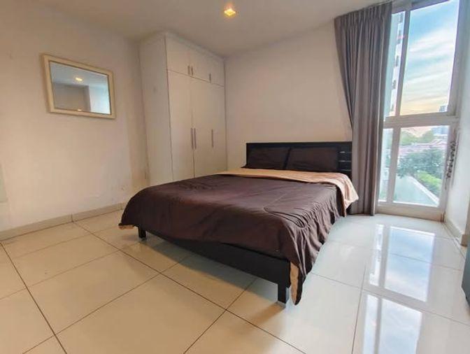 picture 🔥 Condo for Sale – Park Royal 3 | Spacious Unit | Only 400 m from the Beach - 4/9