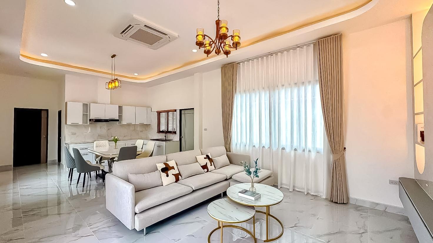 picture Pool Villa for Sale Thung Klom Tan Man East Pattaya 3 Bedroom - 1/9