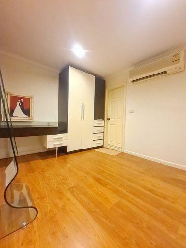 รูป 🔥 Lumpini Suite Ratchada - Rama III ห้องใหญ่ 50 ตร.ม. ใกล้สาทร เพียง 23,000 บาท/เดือน พร้อมเข้าอยู่! 🏙️✨ - รูปที่ 3/9