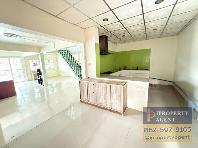 รูป ขายบ้านเดี่ยว 2 ชั้น พื้นที่กว้าง 200 ตร.ว.คลองสอง ปทุมธานี รองรับการอยู่อาศัยครอบครัวใหญ่ หรือทำโฮมออฟฟิศ จอดรถได้มากกว่า 10 คัน - รูปที่ 7/22
