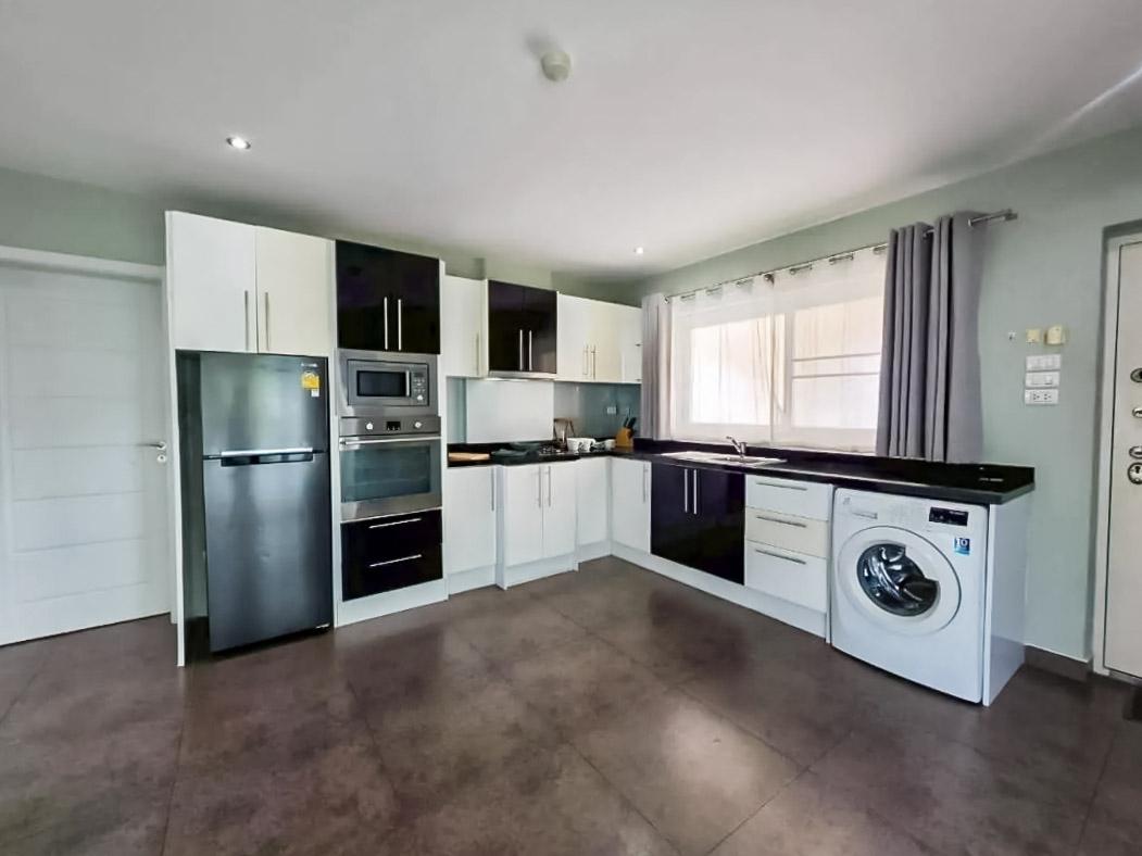 picture Tudor Court Pratumnak 2 Bedroom Condo for Sale - 5/21