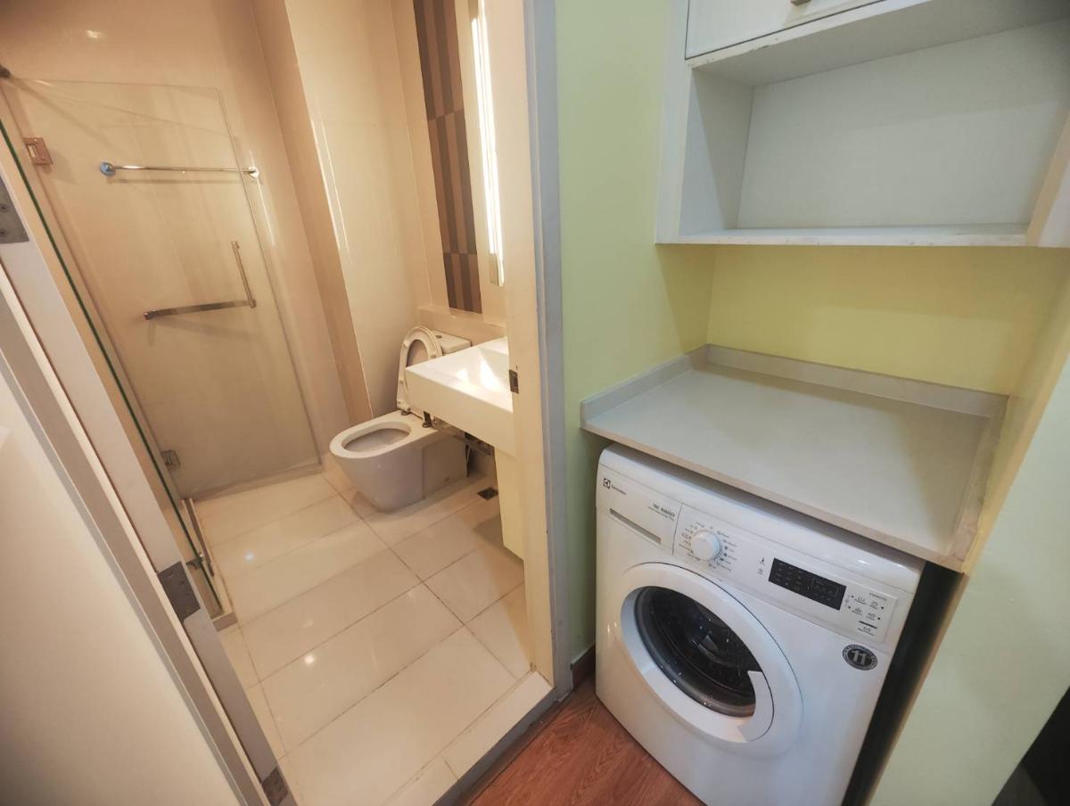 picture Condo for rent at Q House Sukhumvit 79 near BTS On Nut, high-floor unit (Rt-01) - 7/17
