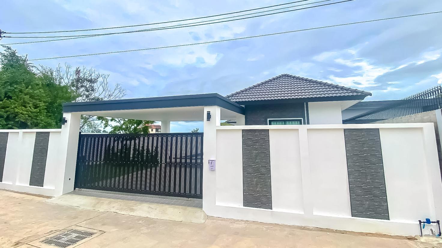 picture Pool Villa for Sale Thung Klom Tan Man East Pattaya 3 Bedroom - 9/9