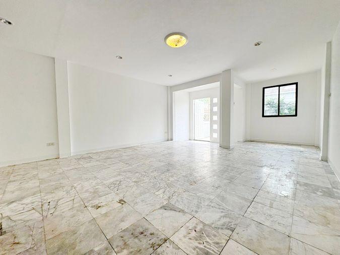 picture CB001, Townhouse for sale 6 Br, Vibhavadi Rangsit-Sutthisan. - 6/8