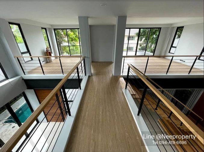 รูป ขาย บ้านเดี่ยวหรู สไตล์โมเดิร์น Pool Villa สุขุมวิท 71 (H6931) - รูปที่ 10/10