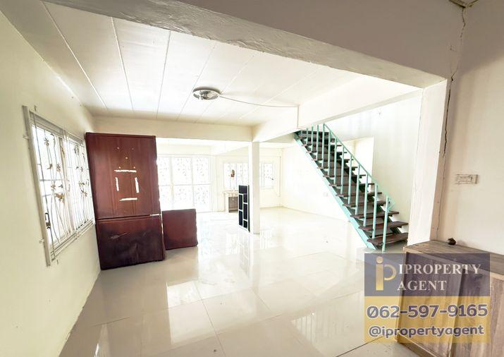 รูป ขายบ้านเดี่ยว 2 ชั้น พื้นที่กว้าง 200 ตร.ว.คลองสอง ปทุมธานี รองรับการอยู่อาศัยครอบครัวใหญ่ หรือทำโฮมออฟฟิศ จอดรถได้มากกว่า 10 คัน - รูปที่ 10/22