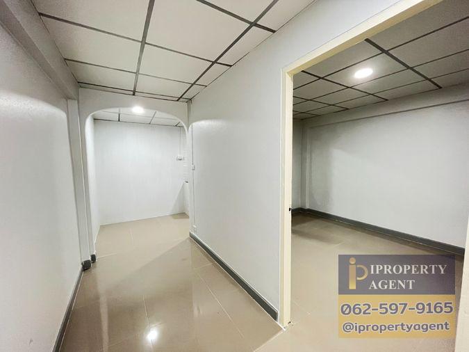 picture Townhouse for sale, Thanyapruek Khlong 7, Lam Phak Kut, Thanyaburi, Pathum Thani. - 9/14