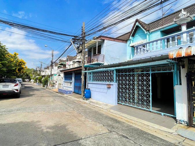 รูป ขายทาวน์เฮ้าส์ หมู่บ้านอยู่เจริญ บางเขน กรุงเทพ - รูปที่ 2/24