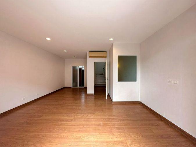 รูป บ้านกลางเมือง สาทร–ตากสิน2  ทาวน์โฮม 3 ชั้น  ใกล้สาทร ใกล้รถไฟฟ้า บ้านไม่เคยเข้าอยู่ - รูปที่ 7/13