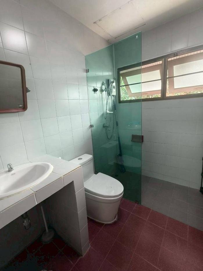 picture Single house for rent in Sam Mook Thani, Bang Saen. Beautiful house, great location. - 10/19