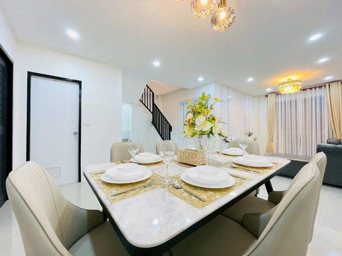 รูป 🔥ขาย ทาวน์โฮม 2 ชั้น Ratanakorn Village 25 (หมู่บ้านรัตนากร 25)   บ้านสวยพร้อมอยู่ เฟอร์นิเจอร์และเครื่องใช้ไฟฟ้าครบชุด✅   - รูปที่ 5/20