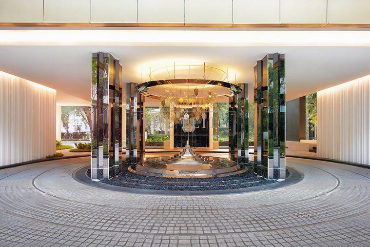 picture ✨ Prestigious Wireless Road Address - A Stylish Haven Surrounded by Elite Residences ✨ - 9/29