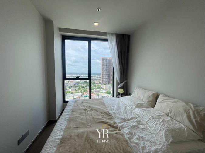 รูป IDEO Q Sukhumvit 36 ปล่อยเช่า ห้องมุม กระจกโค้งมองเห็นวิวได้ 180 องศา เฟอร์นิเจอร์ครบ พร้อมเข้าอยู่!! - รูปที่ 28/31
