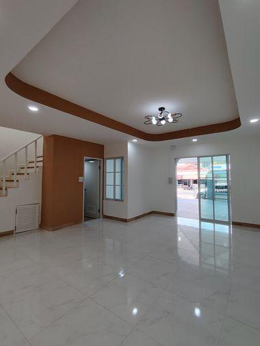 picture Townhouse for sale, Pruksa 11, along Khlong 3 (Khlong Luang-Thanyaburi), Pathum Thani - 6/32