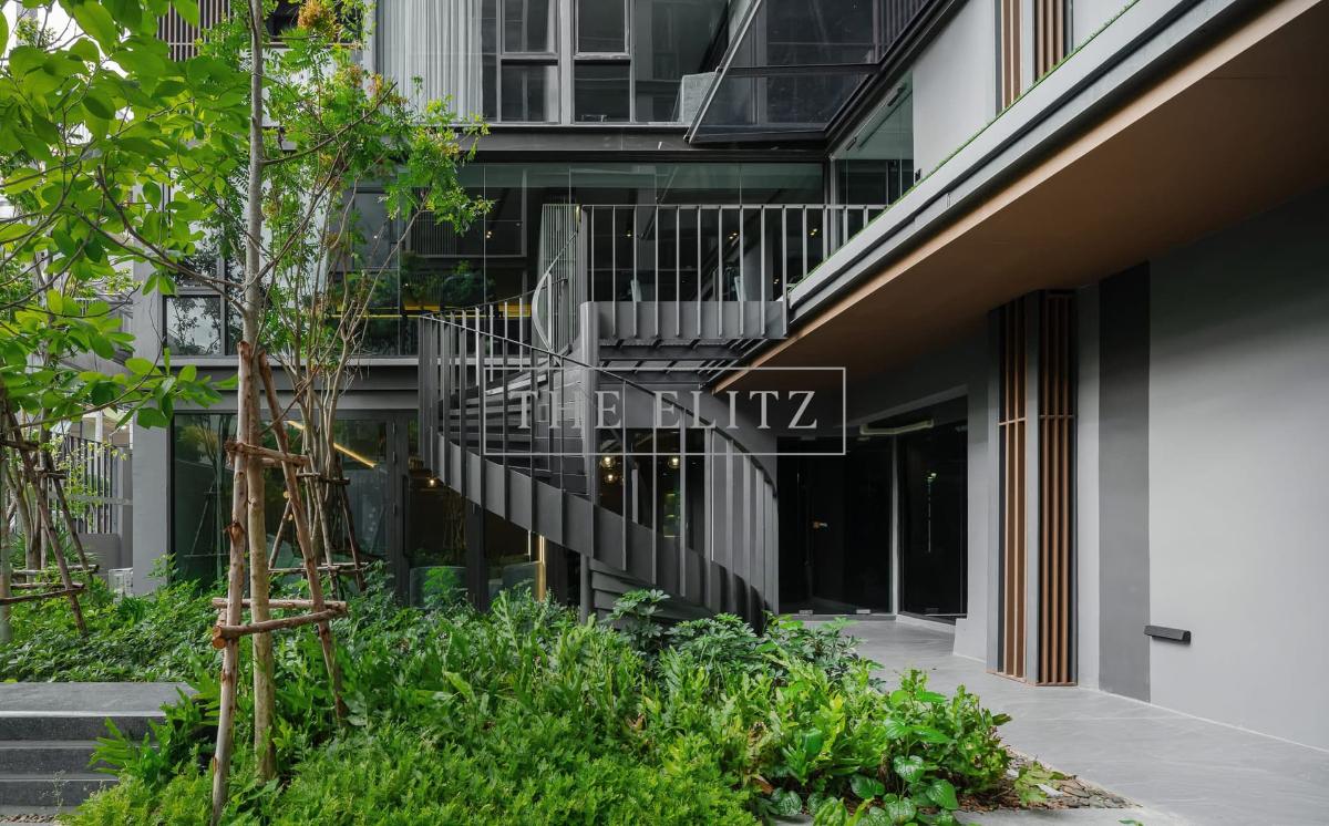 รูป ✨ Prestige Medical Hub Oasis - Sophisticated 2-Bedroom Layout Steps from Thonglor ✨ - รูปที่ 12/20