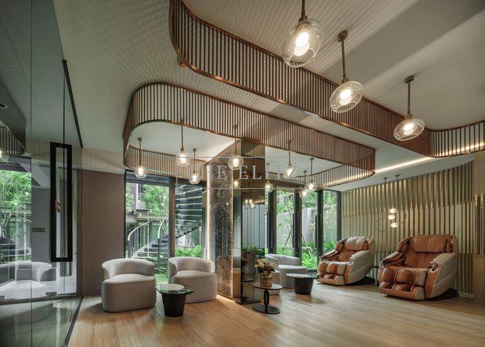 รูป ✨ Prestige Medical Hub Oasis - Sophisticated 2-Bedroom Layout Steps from Thonglor ✨ - รูปที่ 4/20