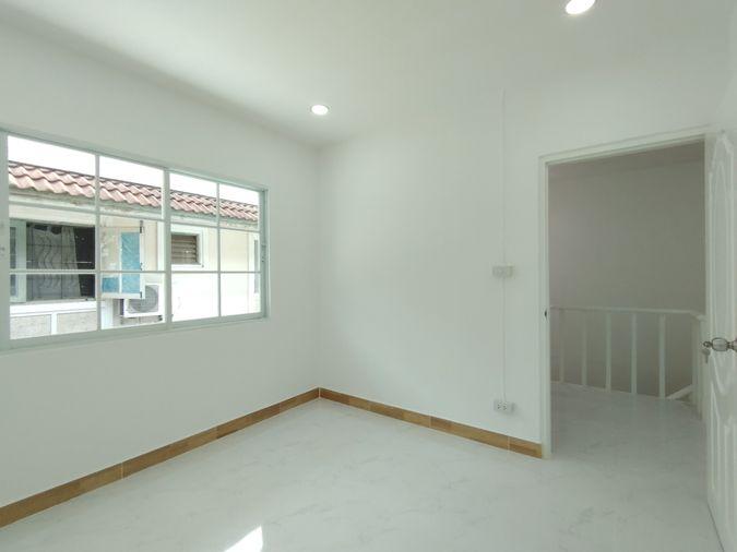 picture Townhouse for sale, Pruksa 11, along Khlong 3 (Khlong Luang-Thanyaburi), Pathum Thani - 28/32