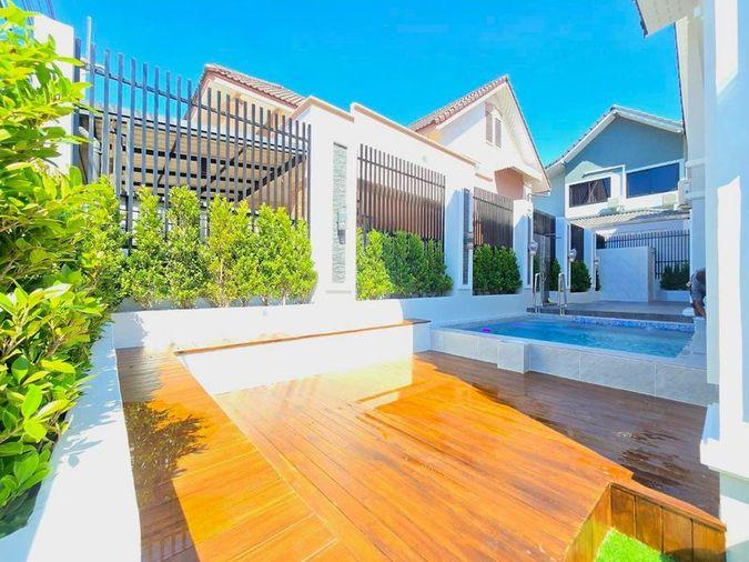 picture Luxury detached house for sale in Central Park 2 Pattaya, move in Ready - 19/20