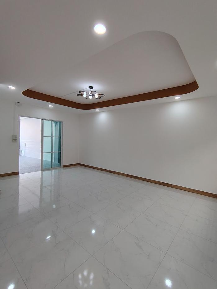 picture Townhouse for sale, Pruksa 11, along Khlong 3 (Khlong Luang-Thanyaburi), Pathum Thani - 8/32