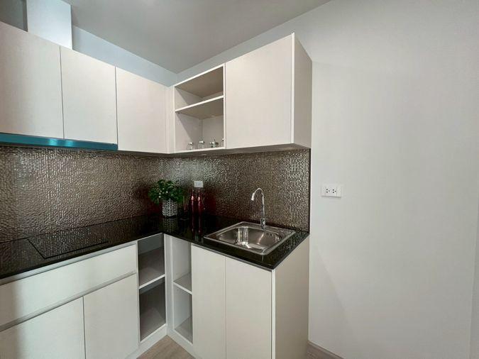 picture Thana Astra Sathorn-Chan Condo, brand new and ready to move in. - 12/26