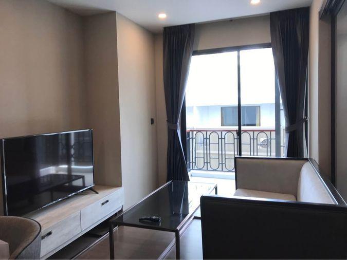 รูป 🔥 ขาย คอนโด ณ วรา เรสซิเดนซ์  Na Vara Residence ซอยหลังสวน ทำเลใจกลางเมือง ใกล้ BTS ชิดลม เพียง 400 เมตร - รูปที่ 1/8