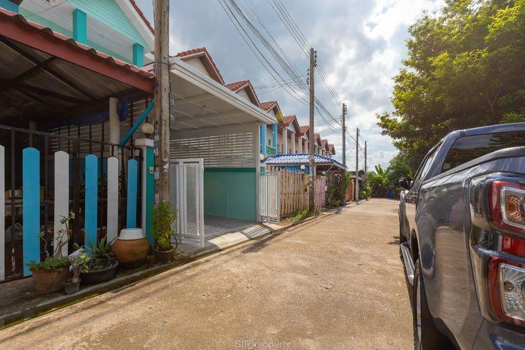 รูป ขายทาวน์เฮ้าส์ ซอยอุดมพงษ์ เลียบคลอง3(คลองหลวง-ธัญบุรี) ปทุมธานี - รูปที่ 1/9