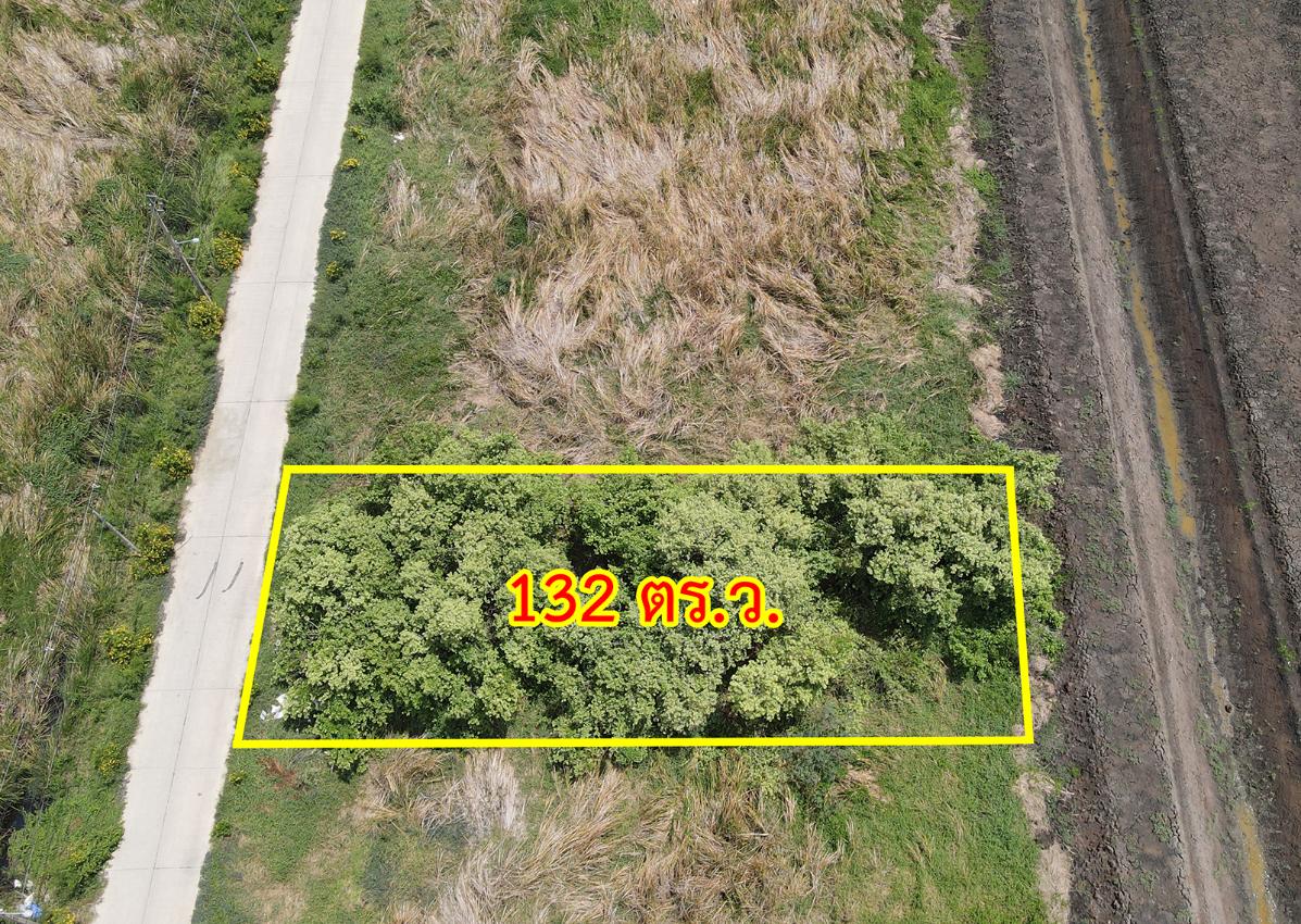 picture Land for sale Suwinthawong Road, Minburi, Bangkok - 1/13