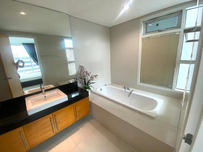 รูป Fullerton Sukhumvit | 172 ตร.ม. 3 ห้องนอน ห้องใหญ่ พร้อมเข้าอยู่ เพียง 95,000 บาท/เดือน - รูปที่ 14/14