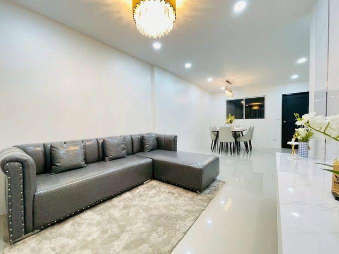รูป 🔥ขาย ทาวน์โฮม 2 ชั้น Ratanakorn Village 25 (หมู่บ้านรัตนากร 25)   บ้านสวยพร้อมอยู่ เฟอร์นิเจอร์และเครื่องใช้ไฟฟ้าครบชุด✅   - รูปที่ 10/20