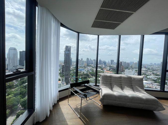 รูป IDEO Q Sukhumvit 36 ปล่อยเช่า ห้องมุม กระจกโค้งมองเห็นวิวได้ 180 องศา เฟอร์นิเจอร์ครบ พร้อมเข้าอยู่!! - รูปที่ 8/31