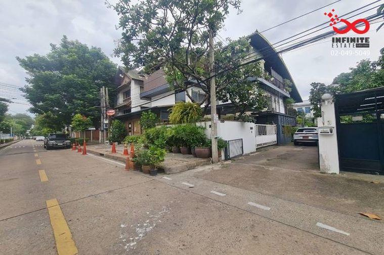 รูป ขายบ้าน 2 ชั้น พร้อมที่ดิน 82 ตร.ว. ถนนราชวิถี ใจกลางเมือง ใกล้ BTS อนุสาวรีย์ชัยสมรภูมิ - รูปที่ 4/11