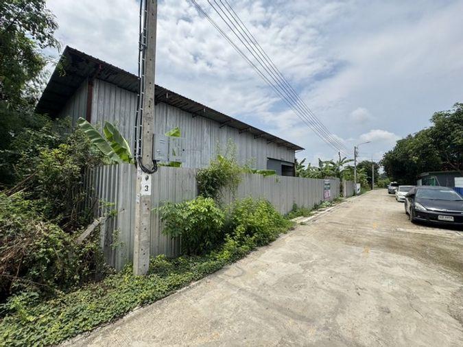 รูป โกดังพร้อมบ้านพัก ทำเลบางใหญ่ 154 ตร.วา เหมาะคลังสินค้า E-Commerce และขนส่ง - รูปที่ 3/11