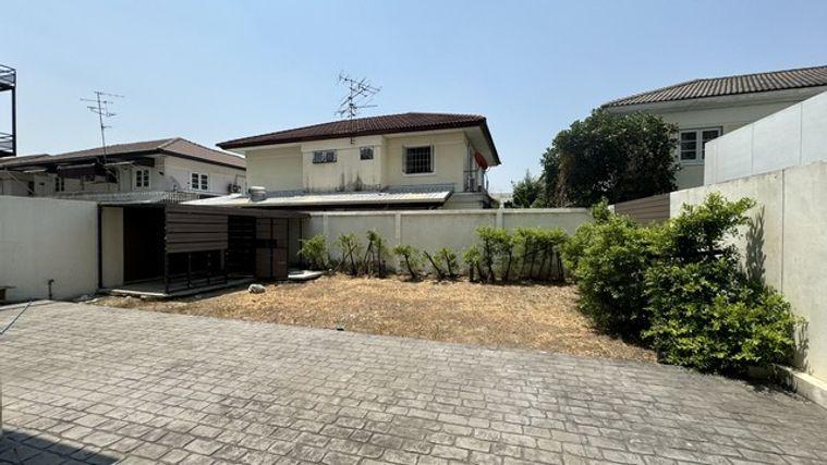 รูป โฮมออฟฟิศระดับ Luxury ทำเลหลัง Central EastVille มีลิฟท์ส่วนตัว จอดรถ 10 คัน ครบทั้งทำงานและอยู่อาศัยในหลังเดียว! - รูปที่ 2/20