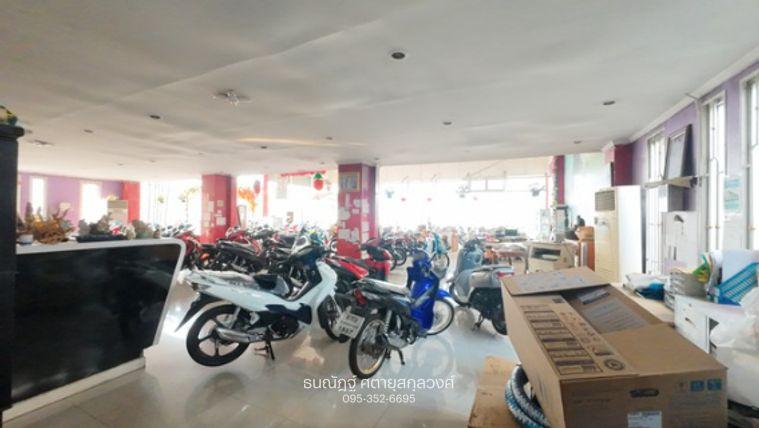 รูป “ที่ดินติดถนนใหญ่ พร้อมโชว์รูมกว่า 1,200 ตร.ม. บนที่ดิน 4 ไร่… ซื้อวันนี้ ใช้ทำธุรกิจได้ทันที พร้อมต่อยอดสร้างรายได้อีกหลายรูปแบบ” - รูปที่ 13/20