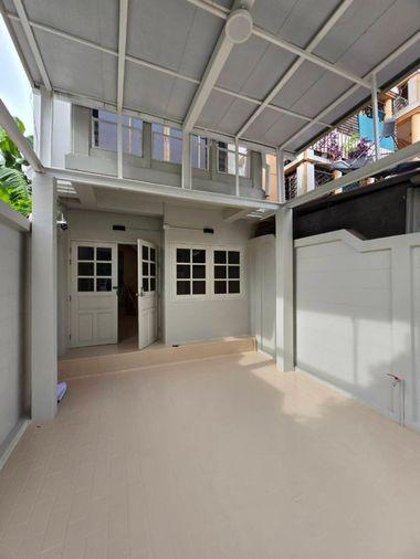 รูป 🏡✨ ขายทาวน์เฮ้าส์ 3 ชั้น รีโนเวทใหม่ทั้งหลัง | ใกล้ BTS พหลโยธิน 59 เพียง 300 เมตร 🚆 - รูปที่ 4/9