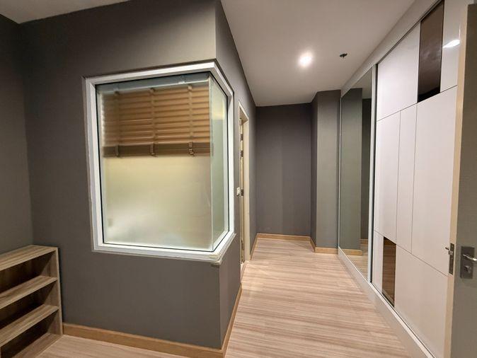 picture Condo for Rent The Hotel Serviced Condo Size 50 sq.m. 21st floor - 7/11