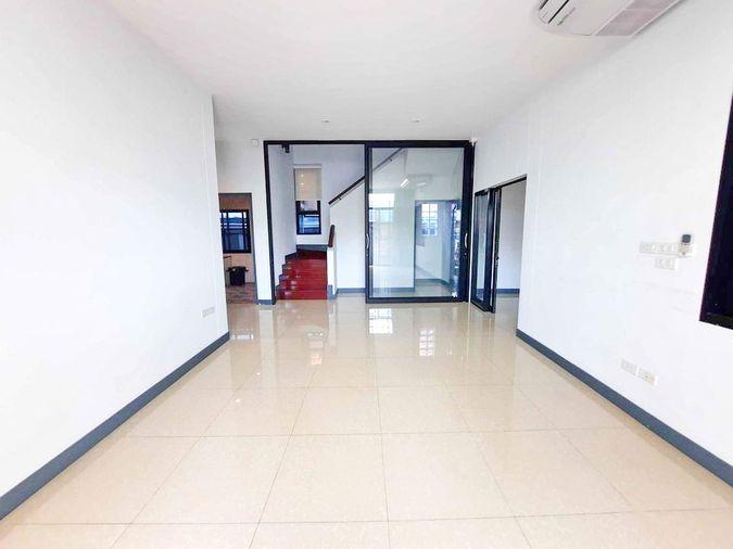 รูป 🐶🐱Pet-friendly HK0094♛โฮมออฟฟิศ ให้เช่า 5 ห้องนอน⚝รัชดา-สุทธิสาร♜MRT สุทธิสาร∞099-5919653,065-9423251▚Line@sureresidence - รูปที่ 19/20