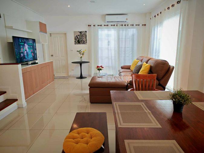 รูป หลังมุมแปลงสวย 5 นอน ยินดีต้อนรับสัตว์เลี้ยง! ปล่อยเช่า Urban Sathorn ใกล้ BTS บางหว้า - รูปที่ 3/15