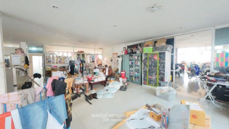 รูป “ที่ดินติดถนนใหญ่ พร้อมโชว์รูมกว่า 1,200 ตร.ม. บนที่ดิน 4 ไร่… ซื้อวันนี้ ใช้ทำธุรกิจได้ทันที พร้อมต่อยอดสร้างรายได้อีกหลายรูปแบบ” - รูปที่ 12/20