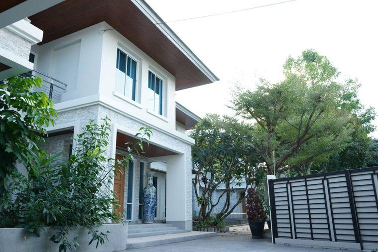 รูป ให้เช่าบ้านเดี่ยวหลังใหญ่ โฮมเพลส รามคำแหง 140 พื้นที่กว้าง ฟังก์ชันครบ เหมาะทั้งอยู่อาศัยและ Home Office พร้อมอยู่ (H6933) - รูปที่ 2/18