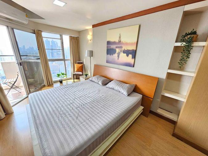 picture The Waterford diamond Sukhumvit 30/1 Between BTS Phrom Phong & Thong Lor | 1Bed Big Sized Prime Sukhumvit Location - 1/17