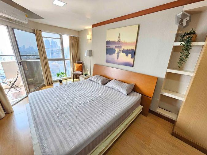 picture The Waterford diamond Sukhumvit 30/1 Between BTS Phrom Phong & Thong Lor | 1Bed Big Sized Prime Sukhumvit Location - 1/17