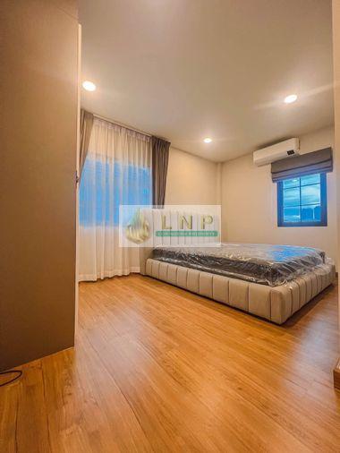 picture 🏠 House for Rent | Centro Bangna Property Code | LNP-H1098 - 11/12