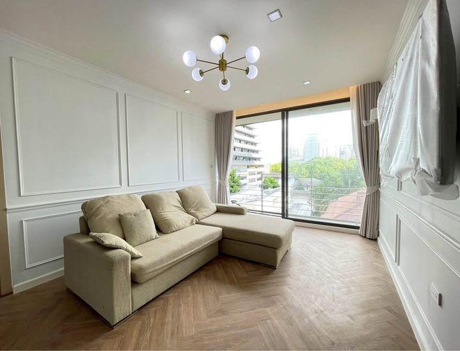 รูป ว่างพร้อมอยู่! Noble Ambience Sarasin. 1นอน 50ตร.ม. Line id: @pfagent - รูปที่ 1/7