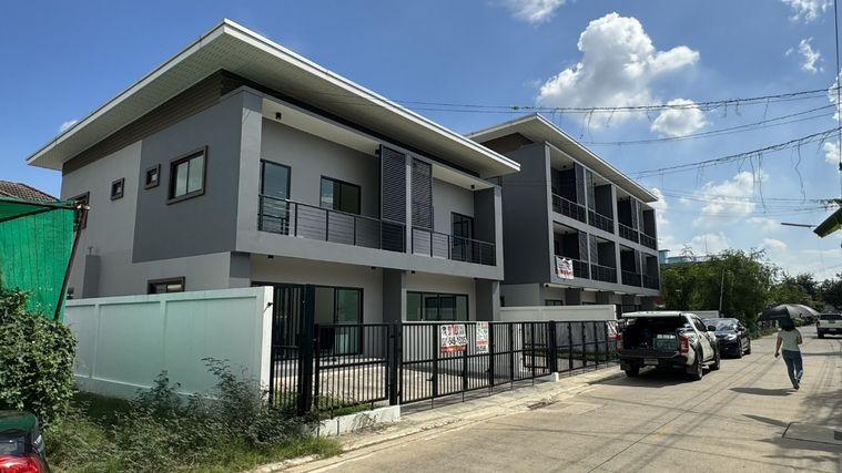 รูป บ้านสร้างเอง คุณภาพต่างจากบ้านโครงการทั่วไป! ทาวน์เฮาส์ 3 ชั้น และบ้านแฝด 2 ชั้น ทำเลรังสิต–นครนายก คลอง 2 เข้าอยู่ได้ทันที - รูปที่ 15/20