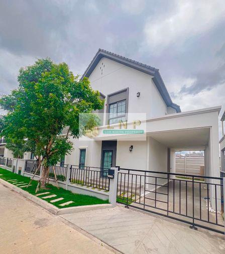 picture 🏠 House for Rent | Centro Bangna Property Code | LNP-H1098 - 1/12