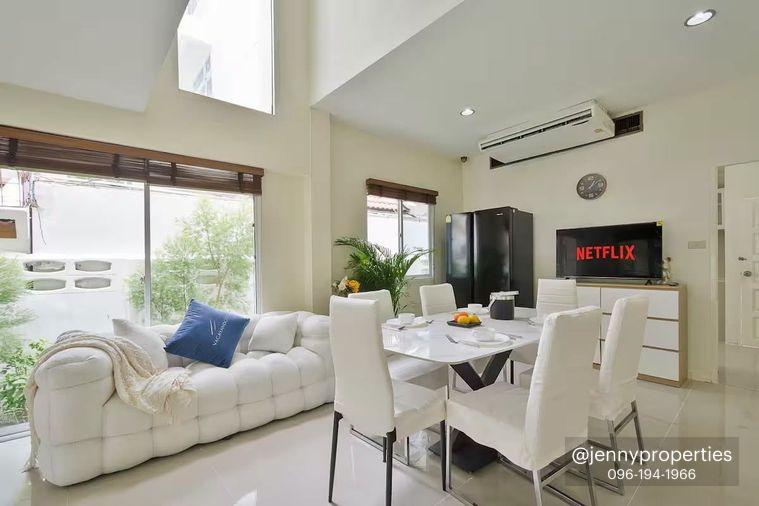 รูป Rare Item สุขุมวิท 31! ให้เช่าบ้านหรู 4 ชั้น อนุญาตให้เปิดทำธุรกิจ Airbnb ได้เลย 🏡 - รูปที่ 2/32