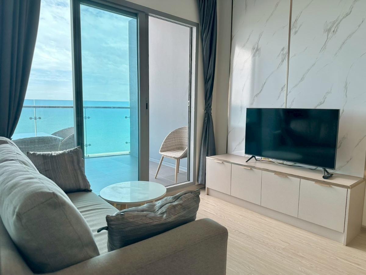 picture The Symphony: 1 bedroom, 47 sq m, 22nd floor, sea view, ready to move in, spacious balcony, comfortable living. - 1/21