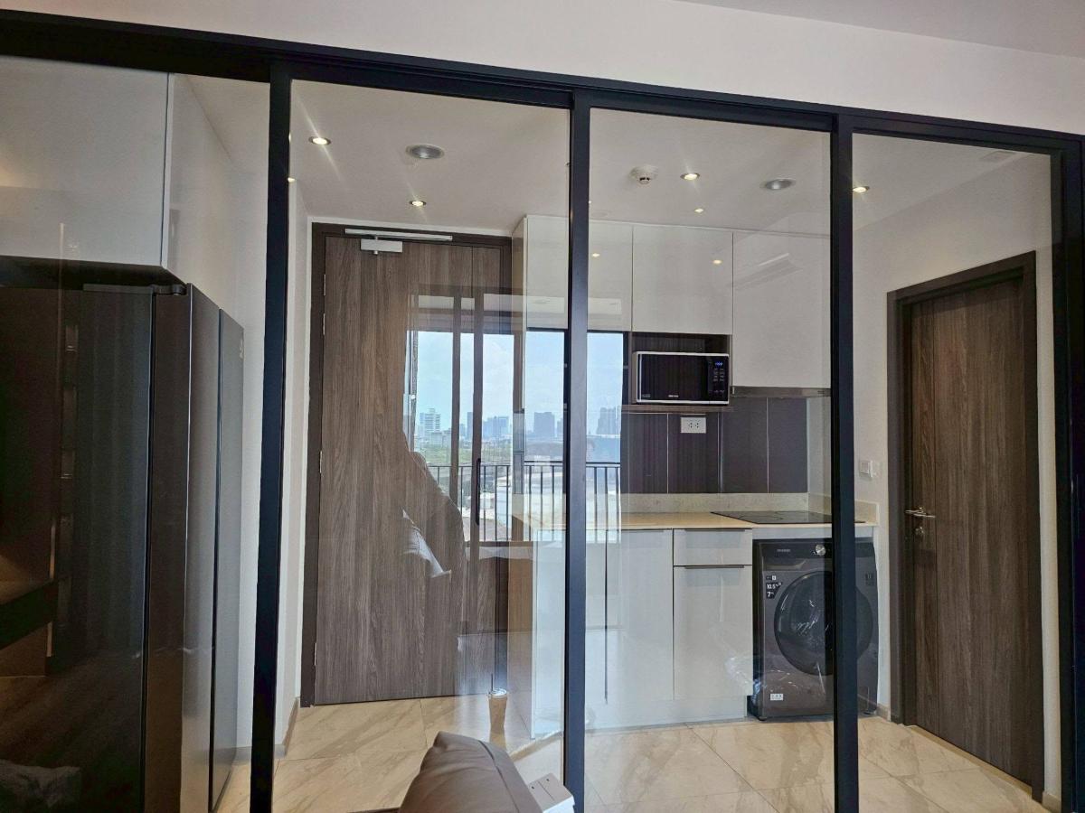 picture IDEO Mobi Asoke. 2bed 61sq.m. Line id: @pfagent - 5/18
